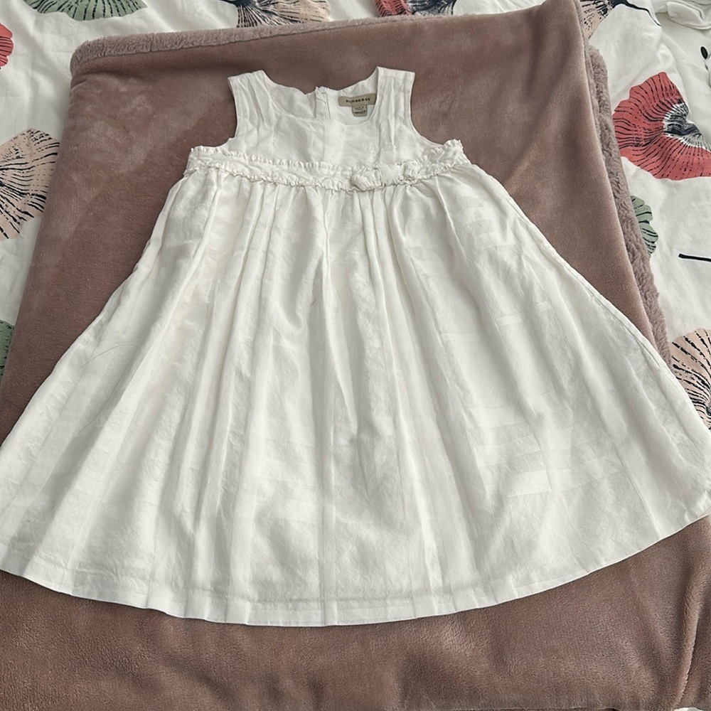 Gently Used Burberry white plaid dress- 5Y